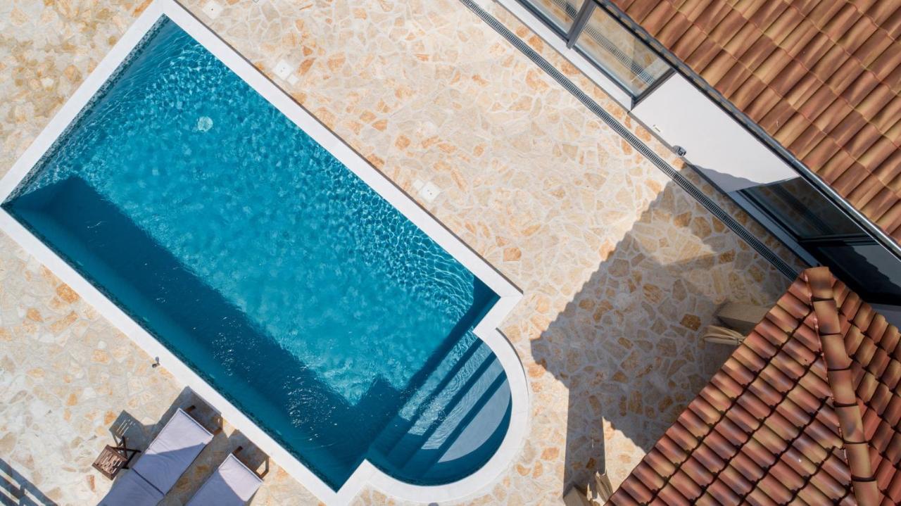 Wonderful Holiday House Bruno With Heated Pool Задар Екстериор снимка
